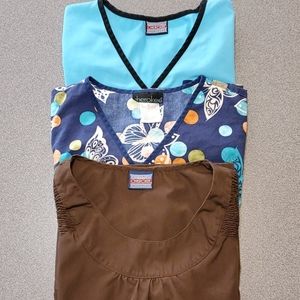 Cherokee Scrubs Bundle of 3 Size medium